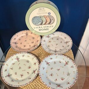 Vintage 2004 Laura Ashley Home High Tea Semi-Bone China Set of 4 Dessert Plates